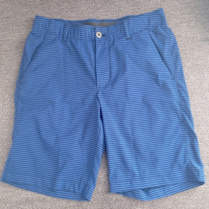 Under Armour Golf‎ Shorts Size 30